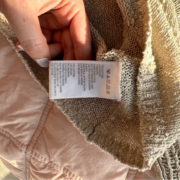 Urban Outfitters Top - Picture 6 of 6